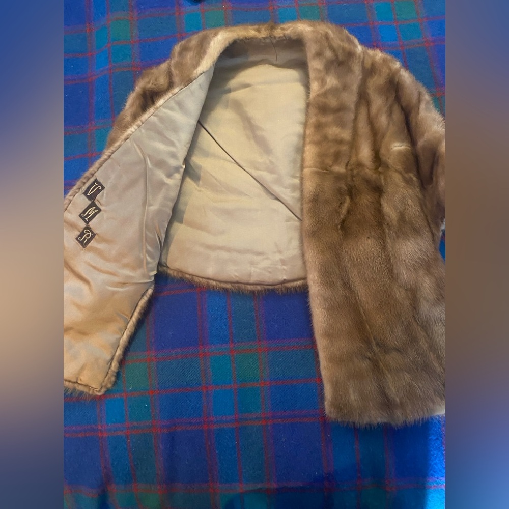 Vintage Hand Stitched Fur Stole - Picture 4 of 8